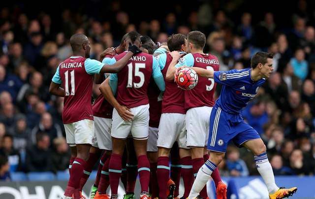 亚马尔传射奥尔莫双响 巴萨3-1阿拉维斯联赛登顶