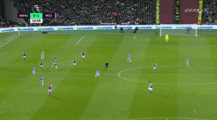 意天空：升班马克雷莫内塞正与前莱斯特城前锋瓦尔迪进行谈判