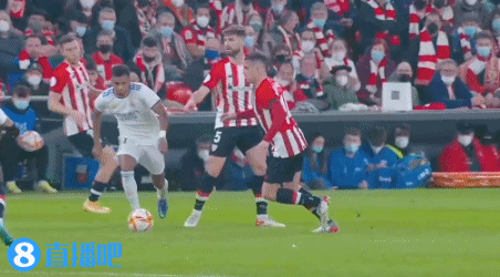 不是颜骏凌也不是陈威，上港未来门将人选浮现