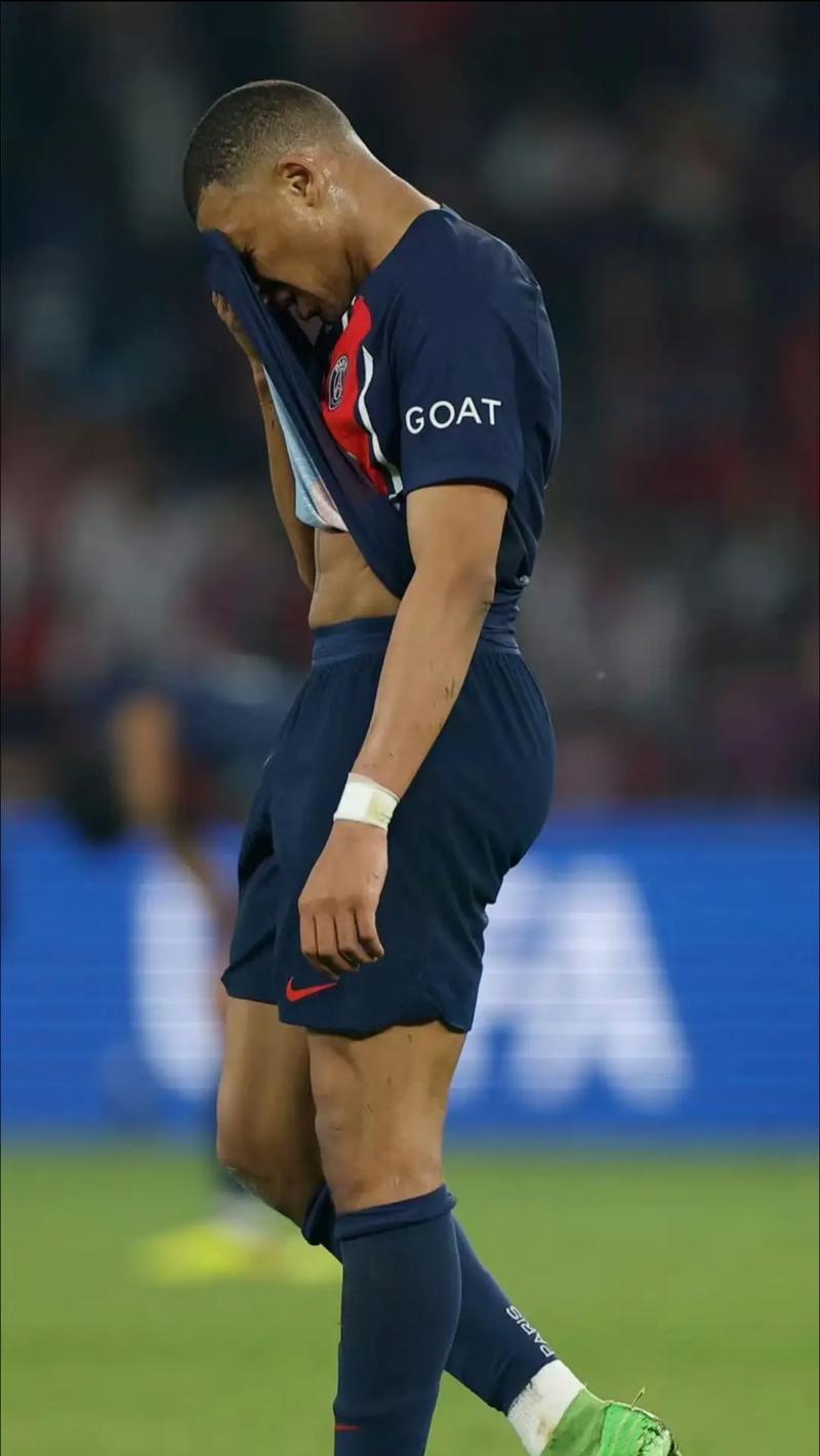 3分9中7，狂轰21分，平替克莱！勇士新水花兄弟上线！还交易我吗